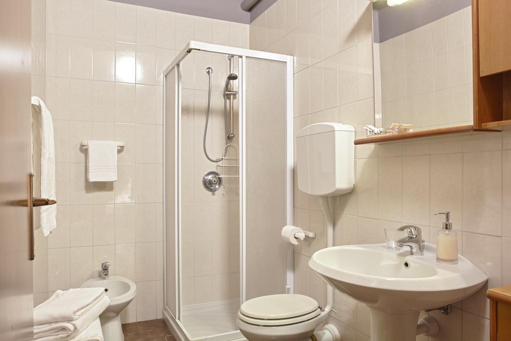 L'Ospite Appartamenti Verona Exterior foto