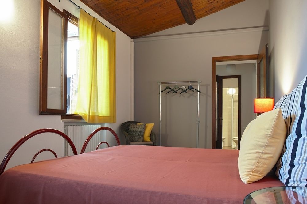 L'Ospite Appartamenti Verona Exterior foto